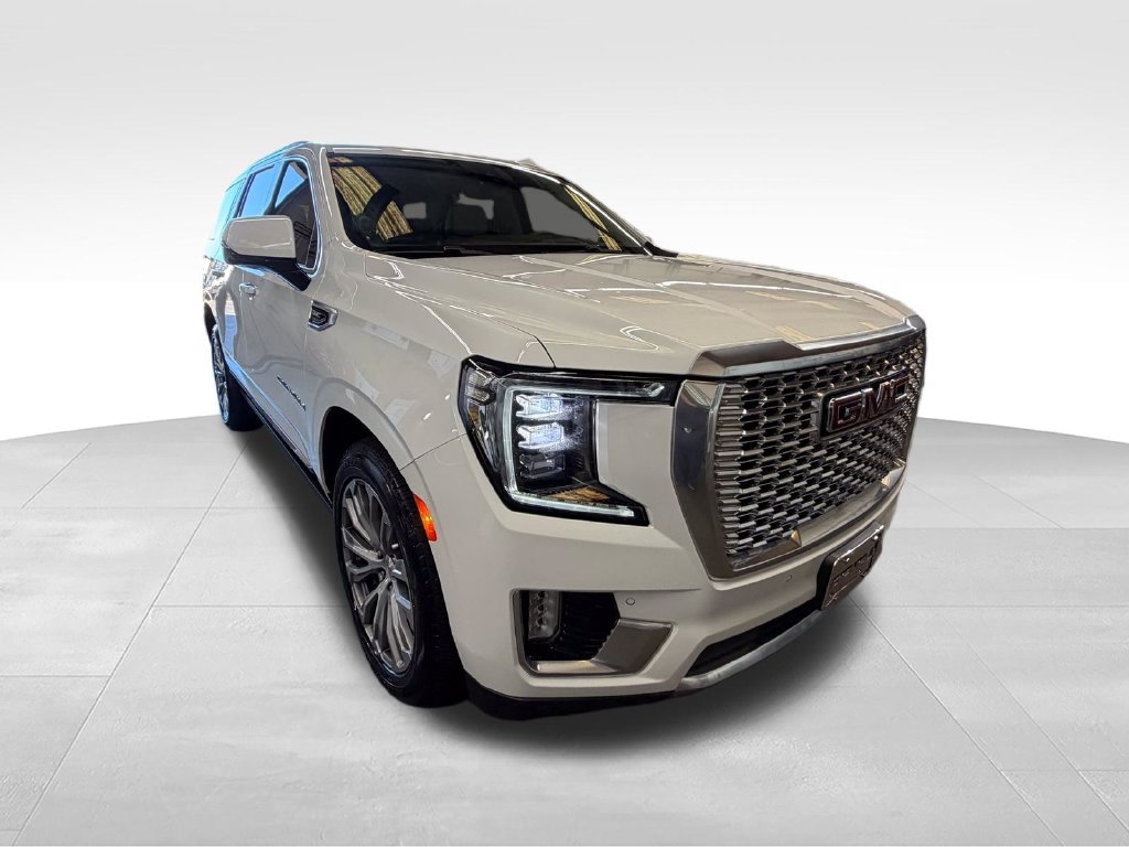 Used 2021 GMC Yukon Denali w/ Denali Premium Package AWD/4WD image 7