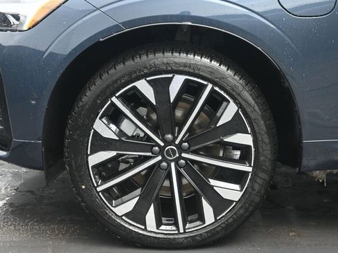 New 2026 Volvo XC60 T8 Ultra w/ Protection Package Premier image 29
