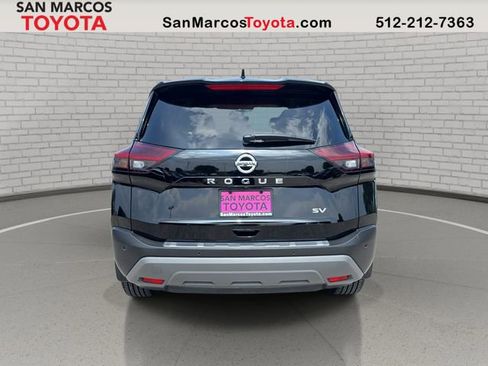 Used 2021 Nissan Rogue SV FWD image 7
