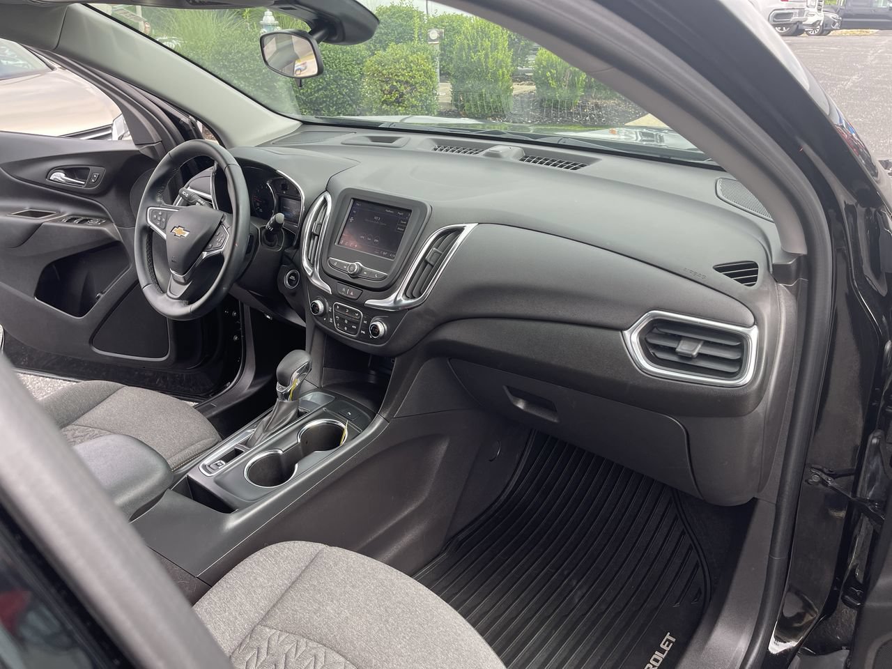Used 2024 Chevrolet Equinox LT FWD image 27