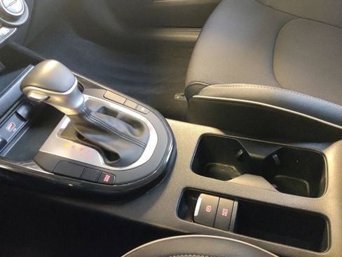 Used 2024 Kia Forte GT-Line image 26