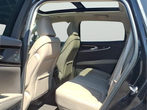 Used 2023 Lincoln Nautilus Reserve w/ Equipment Group 201A image 14