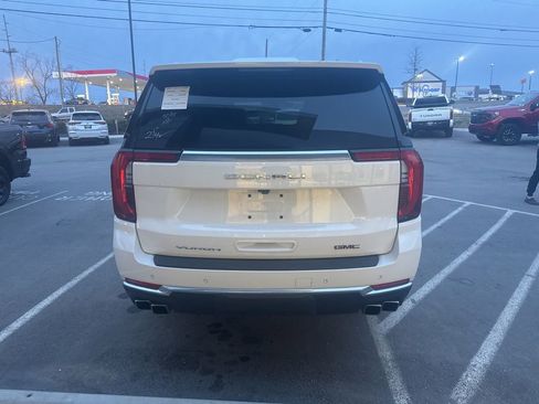 Used 2025 GMC Yukon XL Denali image 8