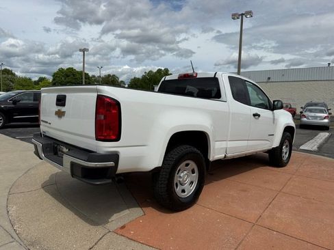 Used 2020 Chevrolet Colorado W/T w/ WT Convenience Package image 7