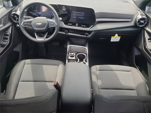 New 2026 Chevrolet Equinox LT w/ Safety and Technology Package image 13