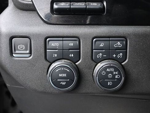 Used 2023 Chevrolet Silverado 1500 LTZ w/ LTZ Premium Texas Edition AWD/4WD image 15