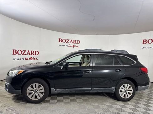 Used 2015 Subaru Outback 2.5i Premium image 5