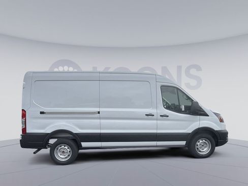 New 2026 Ford Transit 250 148 Medium Roof w/ Load Area Protection Package RWD image 8