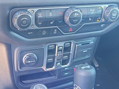 New 2025 Jeep Wrangler Sport S image 15