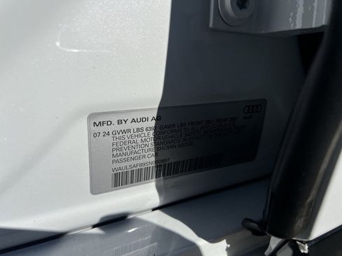 New 2025 Audi S8 image 38