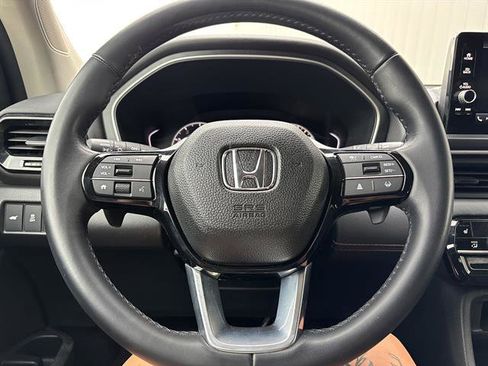 Used 2023 Honda Pilot EX-L image 12