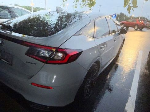 Certified 2024 Honda Civic Sport image 5