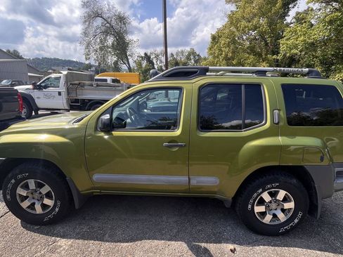 Used 2011 Nissan Xterra PRO-4X w/ Pro-4x Leather Pkg AWD/4WD image 5