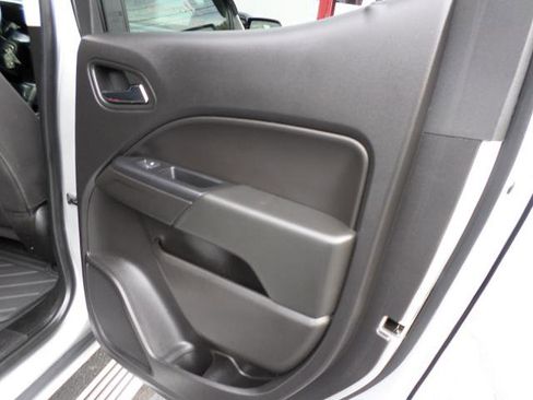 Used 2019 Chevrolet Colorado LT w/ LT Convenience Package image 29