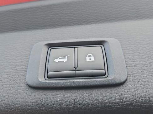 New 2026 Mitsubishi Outlander LE FWD image 8