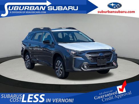 Certified 2025 Subaru Outback Premium AWD/4WD image 1