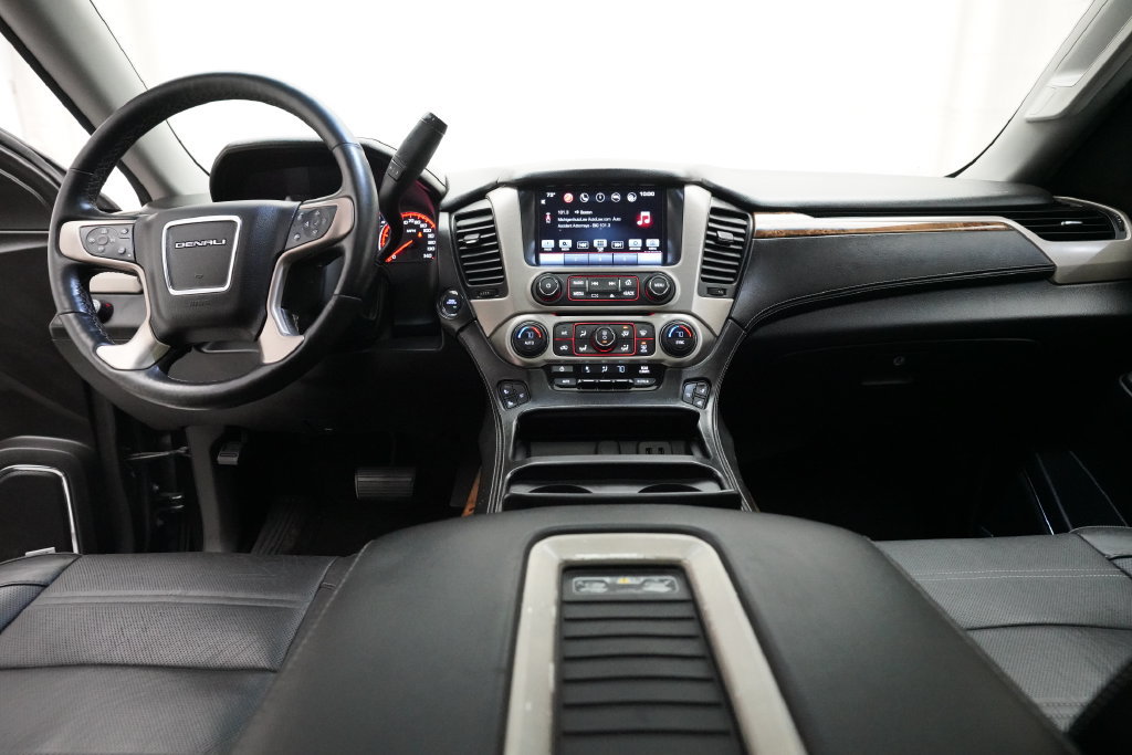 Used 2016 GMC Yukon Denali w/ Open Road Package RWD image 5
