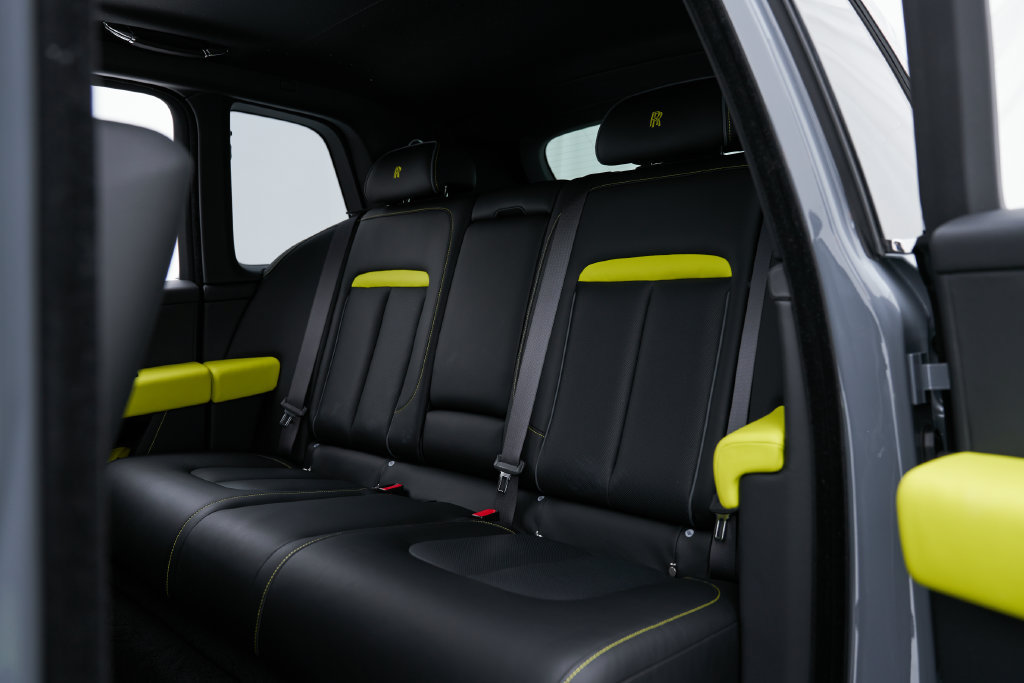 Used 2025 Rolls-Royce Cullinan AWD/4WD image 60