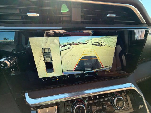 Used 2023 GMC Sierra 1500 Denali w/ Technology Package AWD/4WD image 20