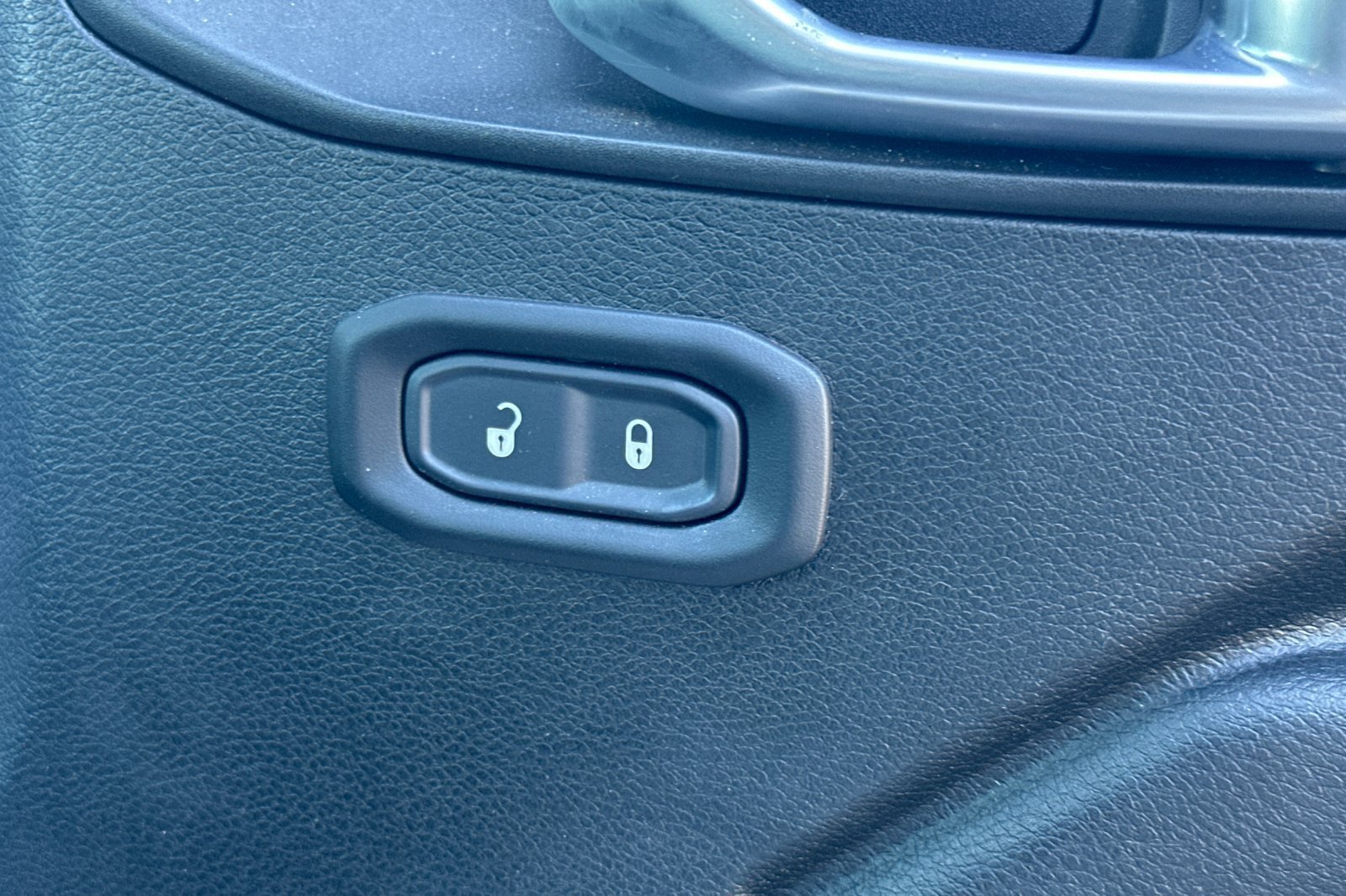 Used 2020 Jeep Wrangler Unlimited Sport AWD/4WD image 21