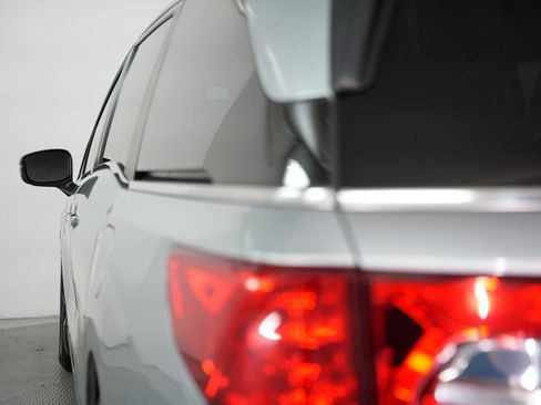 Used 2019 Honda Odyssey EX image 57