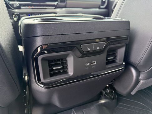 New 2026 Chevrolet Silverado 1500 ZR2 AWD/4WD image 17