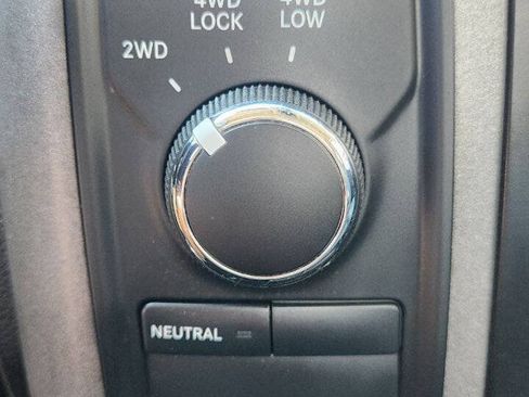 Used 2014 RAM 1500 Express AWD/4WD image 13