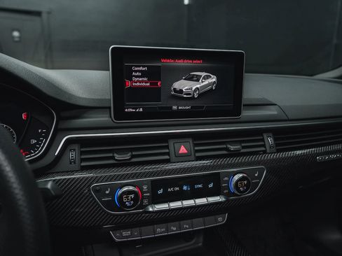 Used 2019 Audi RS 5 w/ RS Driver Assistance Package AWD/4WD image 56