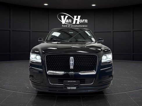 Used 2024 Lincoln Navigator L Reserve AWD/4WD image 12