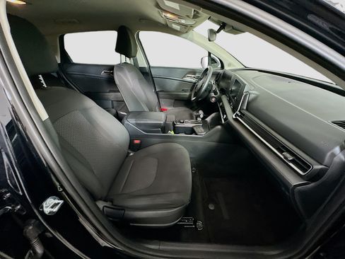 Used 2025 Kia Sportage LX FWD image 30