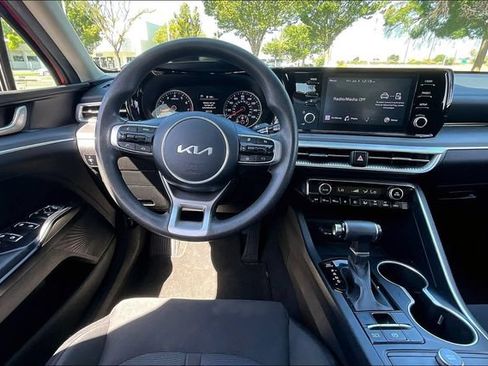 Used 2023 Kia K5 LXS FWD image 5