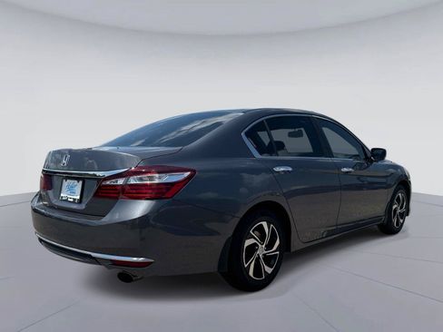 Certified 2017 Honda Accord LX image 4