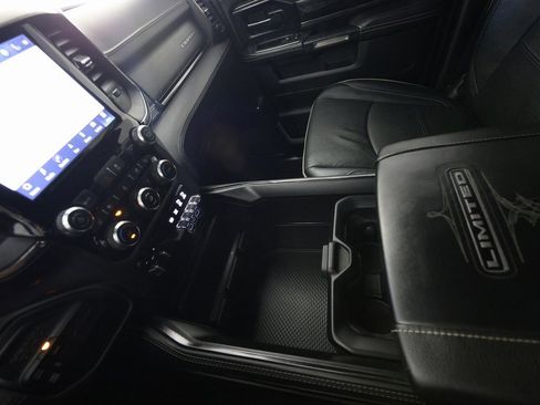 Used 2023 RAM 2500 Limited image 37