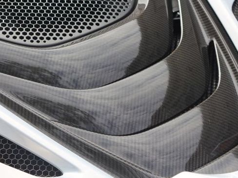 Used 2020 McLaren 720S Spider RWD image 18