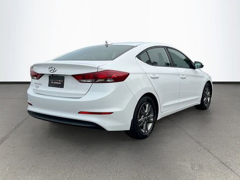 Used 2018 Hyundai Elantra SEL image 7