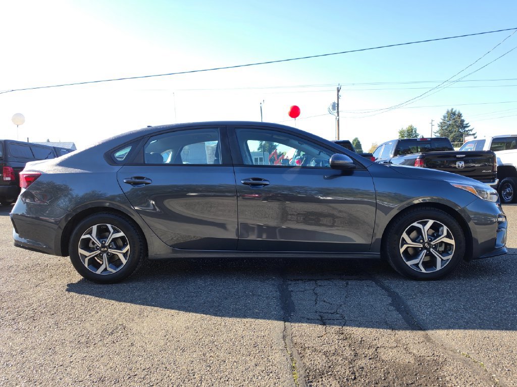Used 2021 Kia Forte LXS FWD image 7