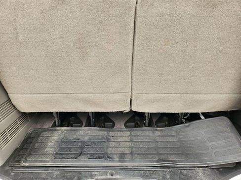 Used 2025 Chevrolet Express 3500 LS image 35