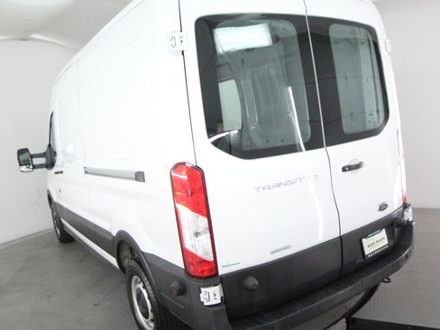 Used 2020 Ford Transit 250 Medium Roof RWD image 7