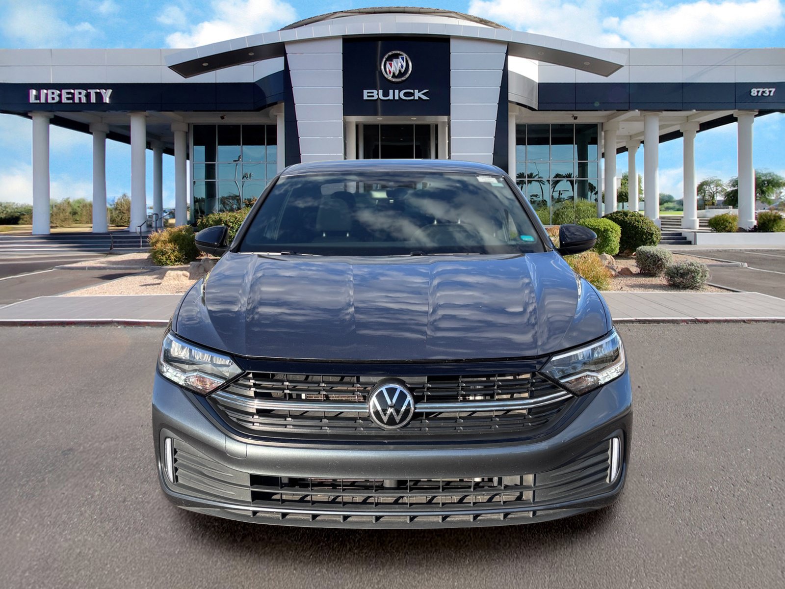 Used 2023 Volkswagen Jetta Sport FWD image 4