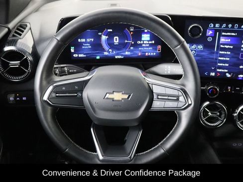 Used 2024 Chevrolet Blazer EV LT image 7