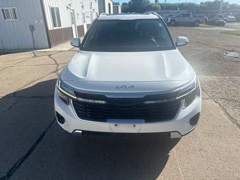 Used 2024 Kia Seltos EX AWD/4WD image 7