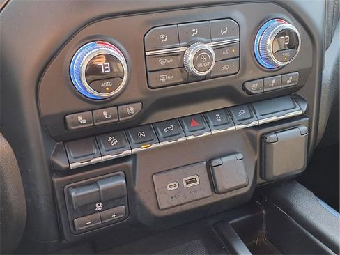 Used 2021 GMC Sierra 1500 AT4 w/ AT4 Preferred Package image 13