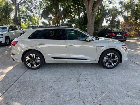 Used 2021 Audi e-tron Premium w/ Convenience Plus Package AWD/4WD image 6