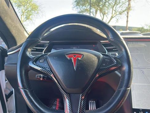 Used 2016 Tesla Model S 70D image 21
