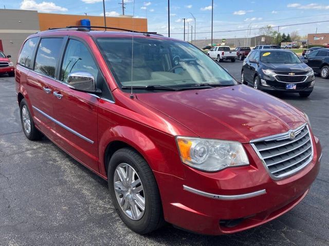Used 2009 Chrysler Town & Country Limited w/ Entertainment Group #3 FWD image 1
