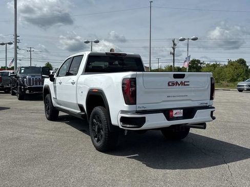 New 2026 GMC Sierra 2500 AT4 w/ AT4 Premium Plus Package AWD/4WD image 6