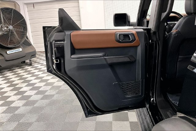 Used 2024 Ford Bronco Outer Banks AWD/4WD image 22