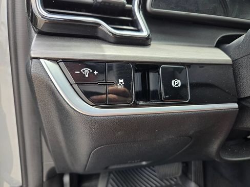 Used 2023 Kia Sportage X-Line AWD/4WD image 23