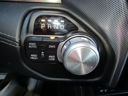 Used 2019 RAM 1500 Limited AWD/4WD image 45