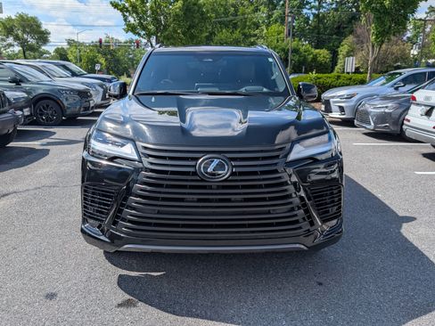 Certified 2025 Lexus LX 700h Overtrail AWD/4WD image 8
